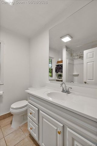7710 Richardson Road, West Bloomfield Charter Township, MI 48323