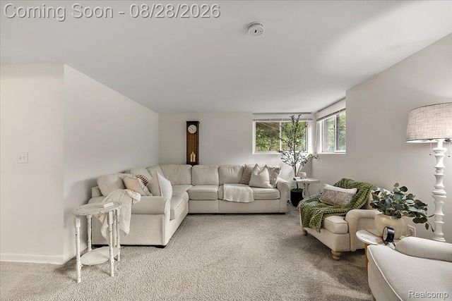 7710 Richardson Road, West Bloomfield Charter Township, MI 48323