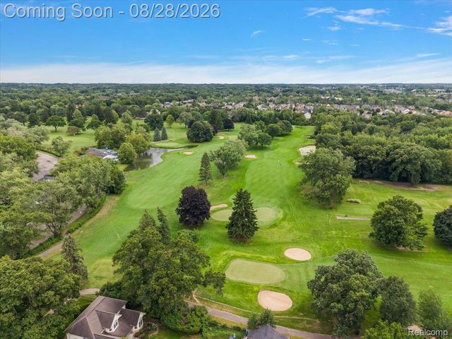 7710 Richardson Road, West Bloomfield Charter Township, MI 48323