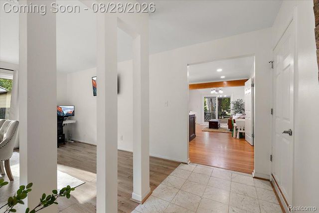 7710 Richardson Road, West Bloomfield Charter Township, MI 48323