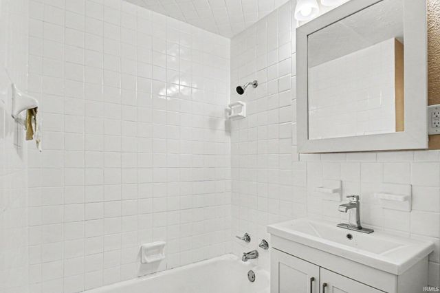58125 Beech Road, Osceola, IN 46561