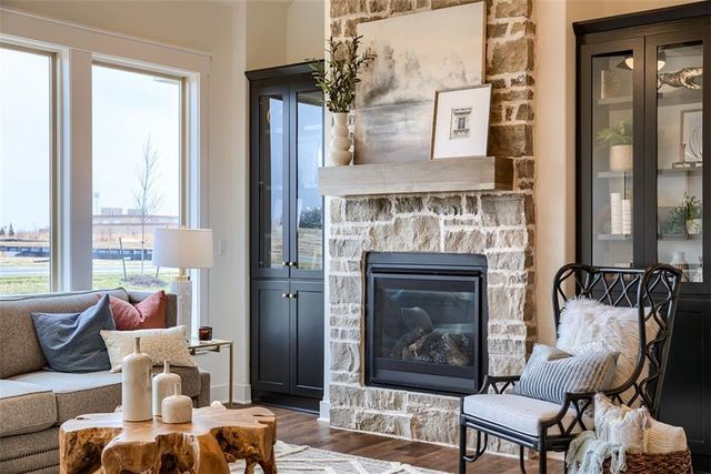 1622 Hanover Lane, Raymore, MO 64083