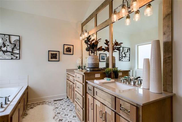 1622 Hanover Lane, Raymore, MO 64083
