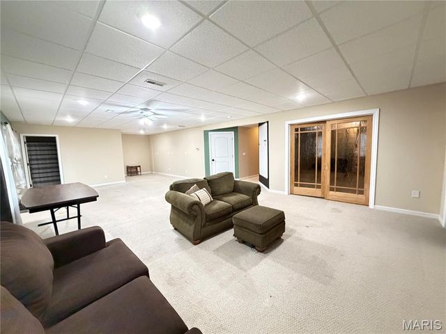 1327 Iron Gate, Greenville, IL 62246