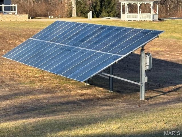 1327 Iron Gate, Greenville, IL 62246