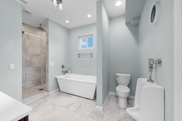 9939 Decoursey Pike, Latonia, KY 41015
