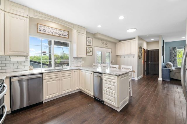 9939 Decoursey Pike, Latonia, KY 41015