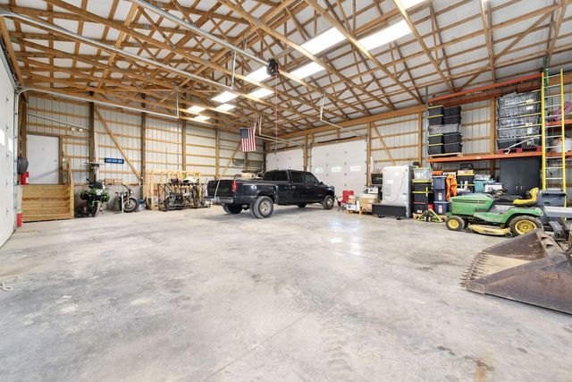 9939 Decoursey Pike, Latonia, KY 41015