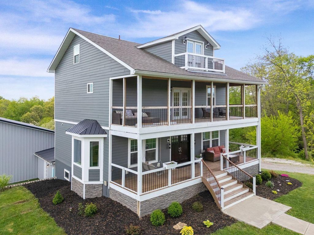 9939 Decoursey Pike, Latonia, KY 41015