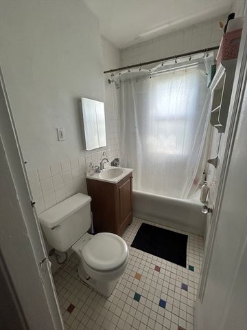 1666 Commonwealth Ave 65, Boston, MA 02135
