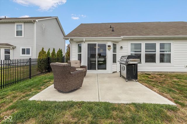 5509 Wood Spring Lane, Mccordsville, IN 46055