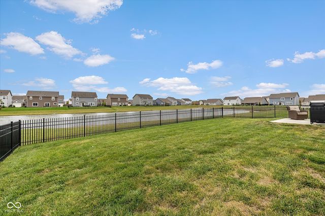 5509 Wood Spring Lane, Mccordsville, IN 46055