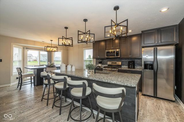 5509 Wood Spring Lane, Mccordsville, IN 46055