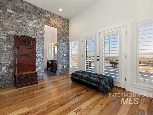 24746 Star Crest Ct, Middleton, ID 83644