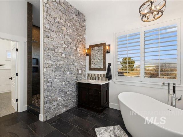 24746 Star Crest Ct, Middleton, ID 83644