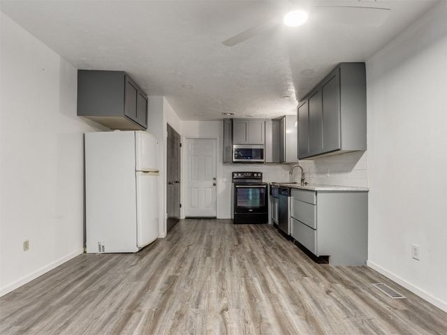 704 NW 137th Street, Edmond, OK 73013