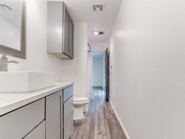 704 NW 137th Street, Edmond, OK 73013