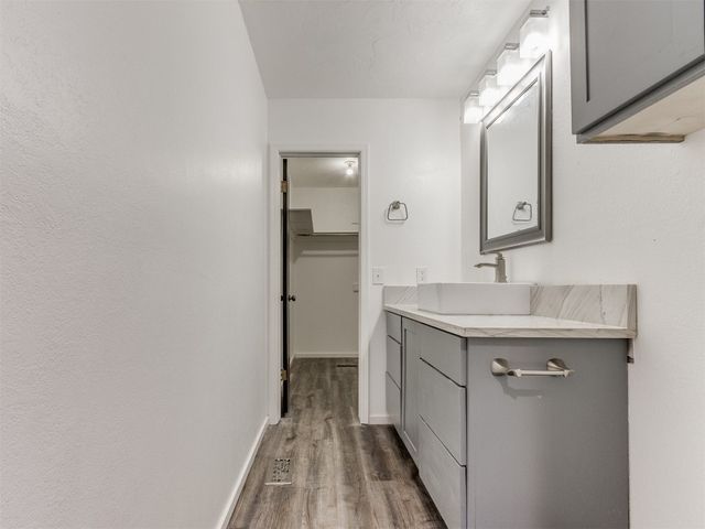 704 NW 137th Street, Edmond, OK 73013