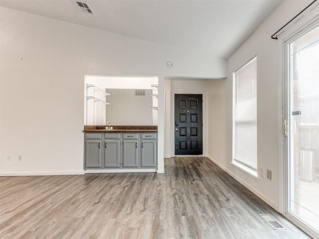 704 NW 137th Street, Edmond, OK 73013