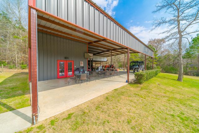 840 Horace Bonds Road, Livingston, TX 77351