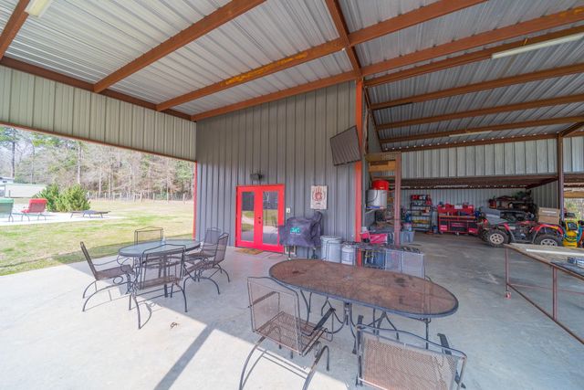 840 Horace Bonds Road, Livingston, TX 77351