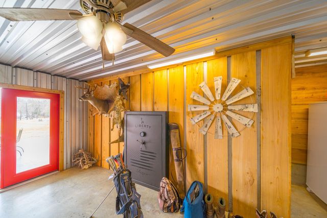 840 Horace Bonds Road, Livingston, TX 77351