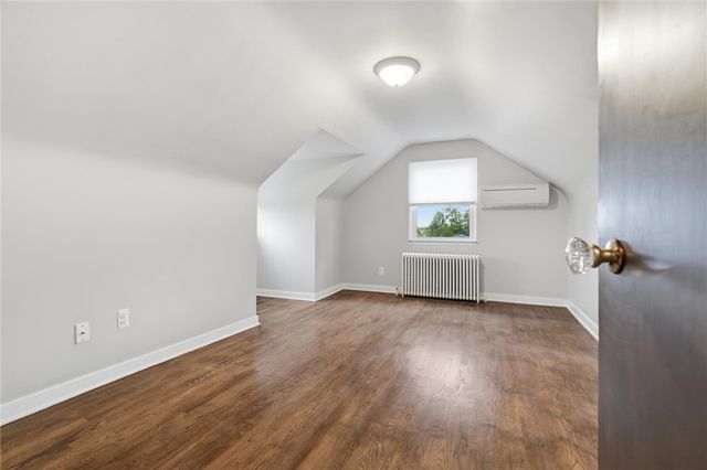832 Rebecca St, North Huntingdon, PA 15642