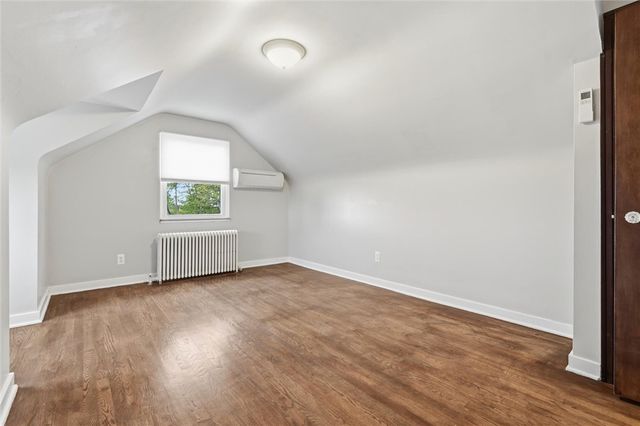 832 Rebecca St, North Huntingdon, PA 15642
