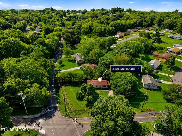 3401 McDonald Rd, Knoxville, TN 37914