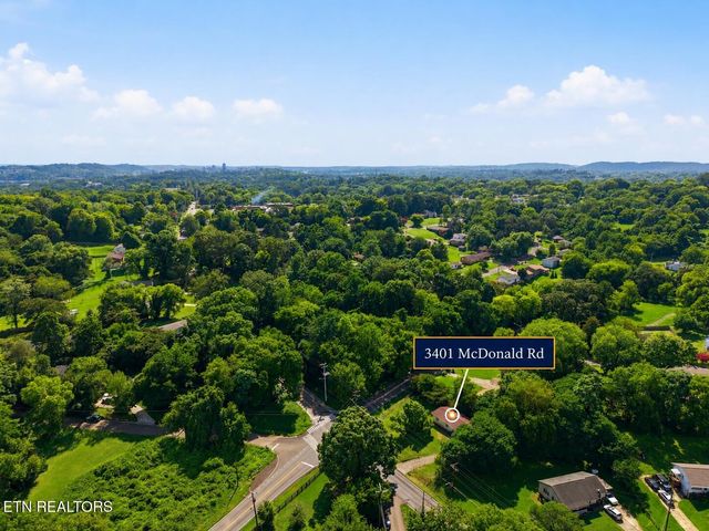 3401 McDonald Rd, Knoxville, TN 37914