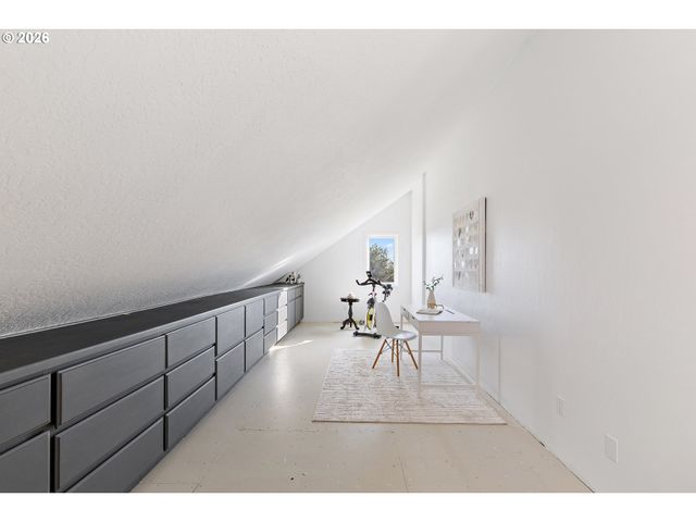 5911 Sw BRIAR PATCH Ln, Wilsonville, OR 97070