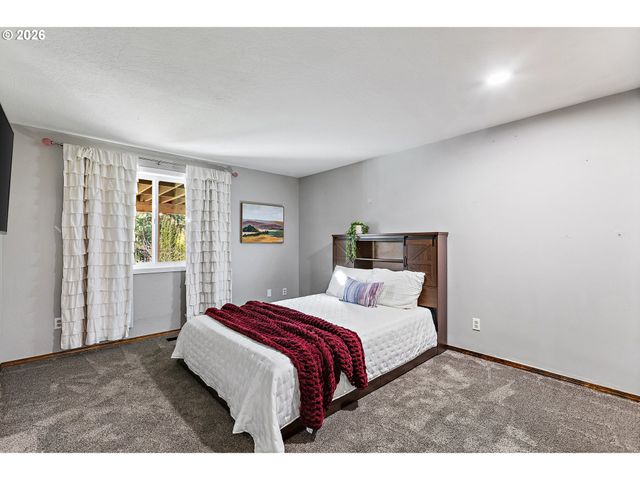 5911 Sw BRIAR PATCH Ln, Wilsonville, OR 97070