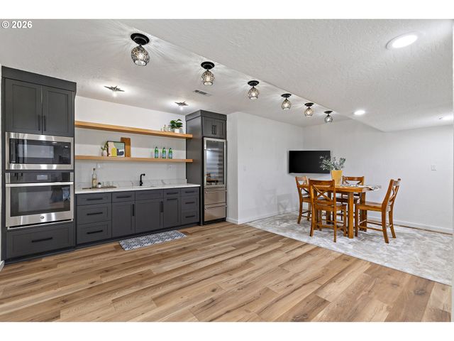 5911 Sw BRIAR PATCH Ln, Wilsonville, OR 97070