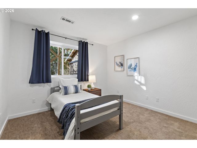 5911 Sw BRIAR PATCH Ln, Wilsonville, OR 97070