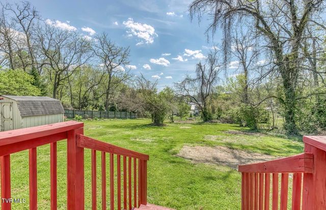 1111 Lowell Street, Johnson City, TN 37601