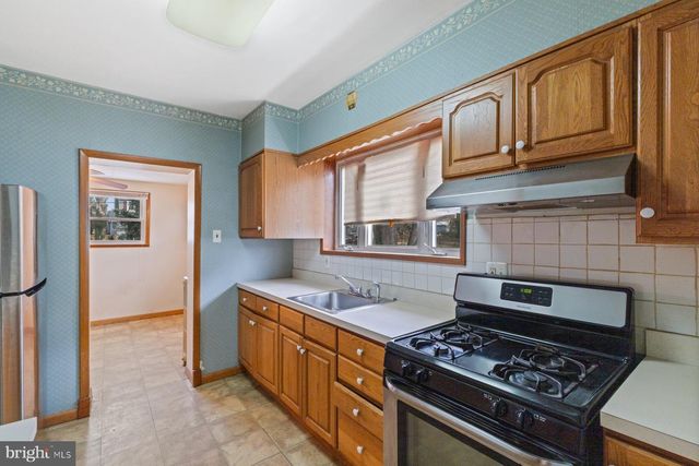 2910 BERWICK AVE, Baltimore, MD 21234