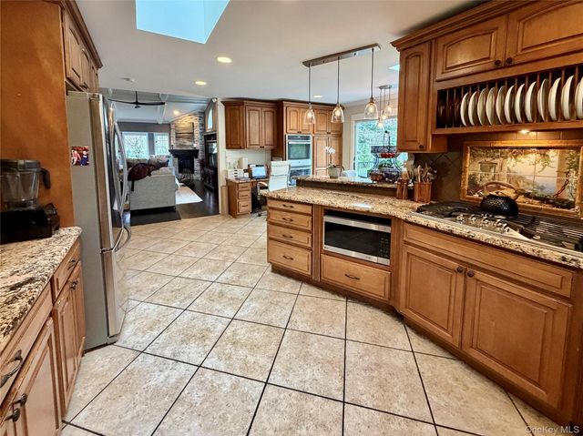 3 Chuck Court, Port Jefferson, NY 11777