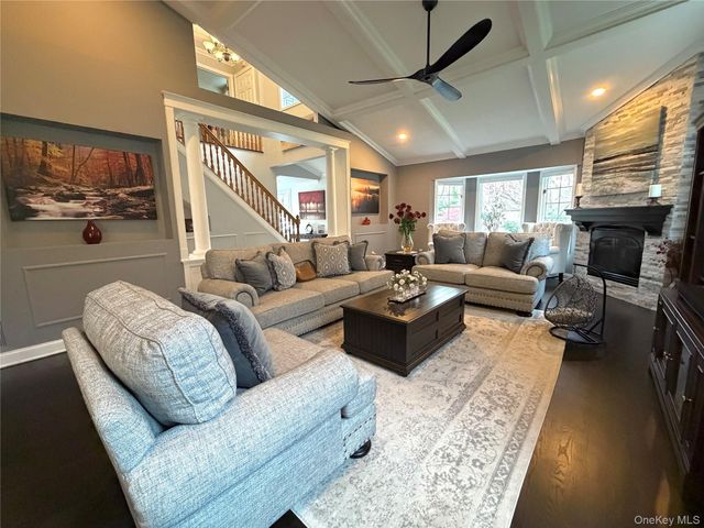 3 Chuck Court, Port Jefferson, NY 11777