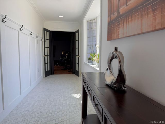 3 Chuck Court, Port Jefferson, NY 11777