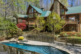 15 Huntcliff Ridge, Cleveland, GA 30528
