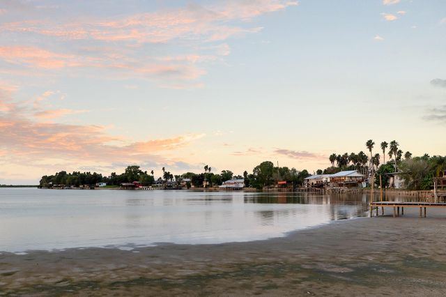 8526 Lago Vista Drive, Edcouch, TX 78538