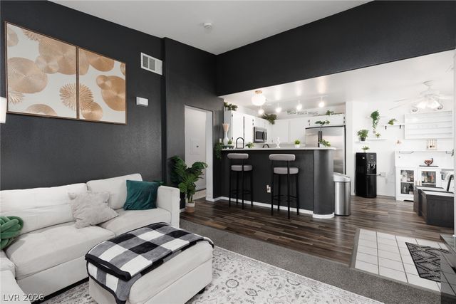 1881 West Alexander Road 2066, North Las Vegas, NV 89032