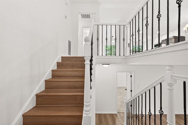 2 Kittiwake Court, Spring, TX 77380