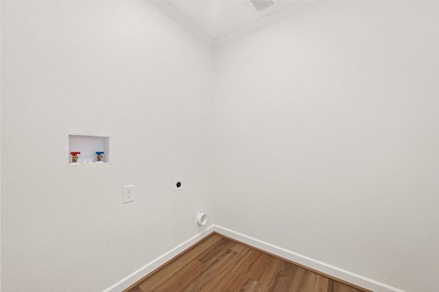 2 Kittiwake Court, Spring, TX 77380