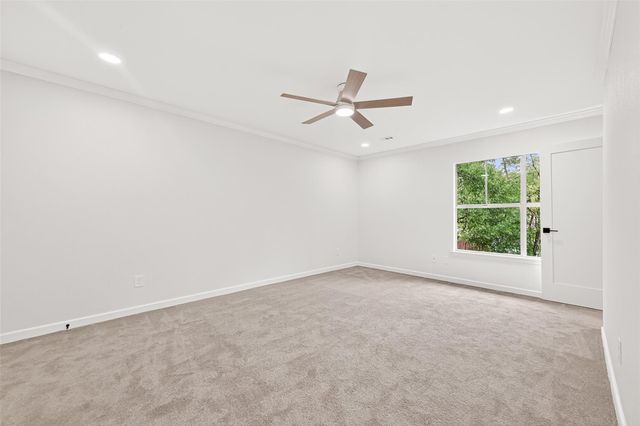 2 Kittiwake Court, Spring, TX 77380