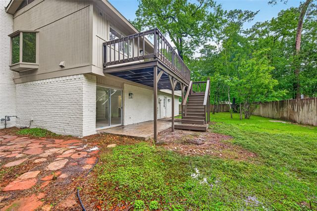 2 Kittiwake Court, Spring, TX 77380