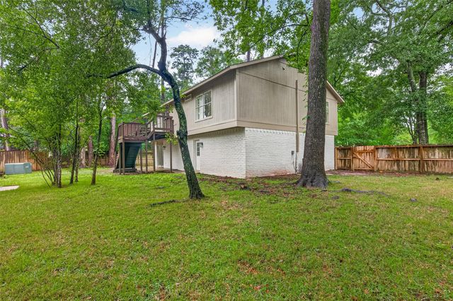 2 Kittiwake Court, Spring, TX 77380