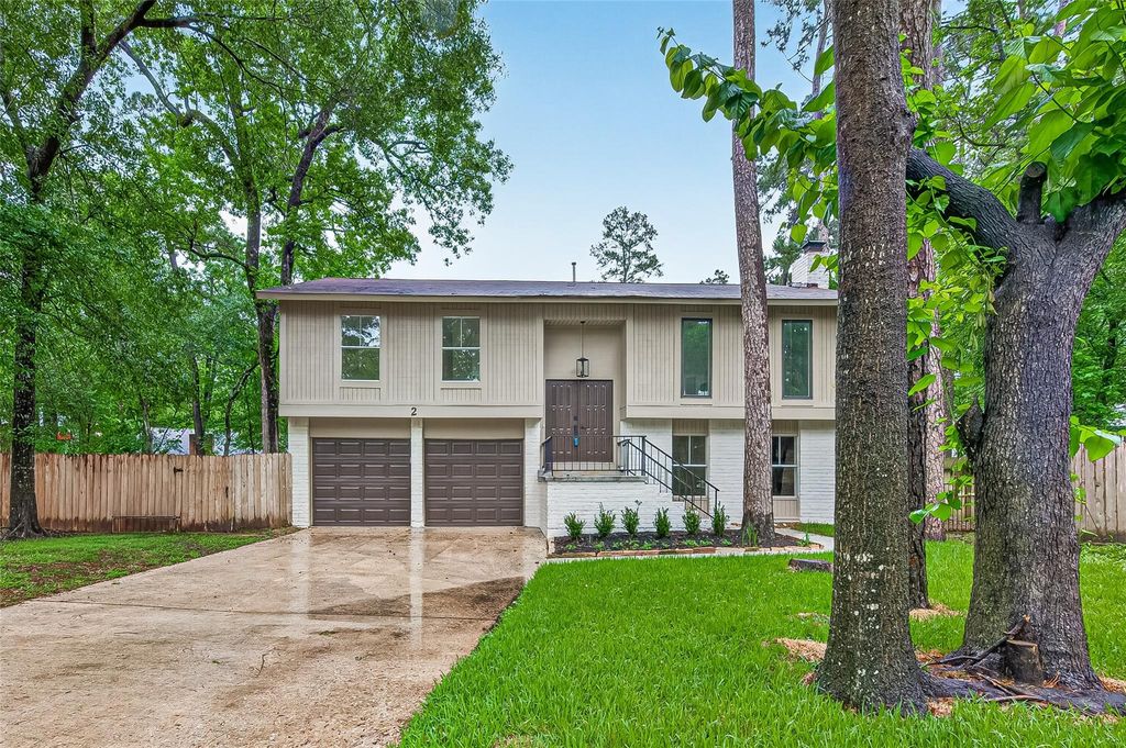 2 Kittiwake Court, Spring, TX 77380