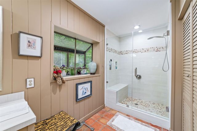 8936 Chatsworth Drive, Houston, TX 77024