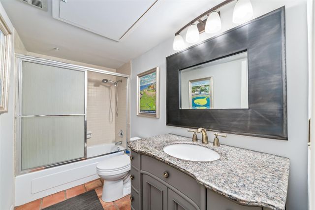 8936 Chatsworth Drive, Houston, TX 77024